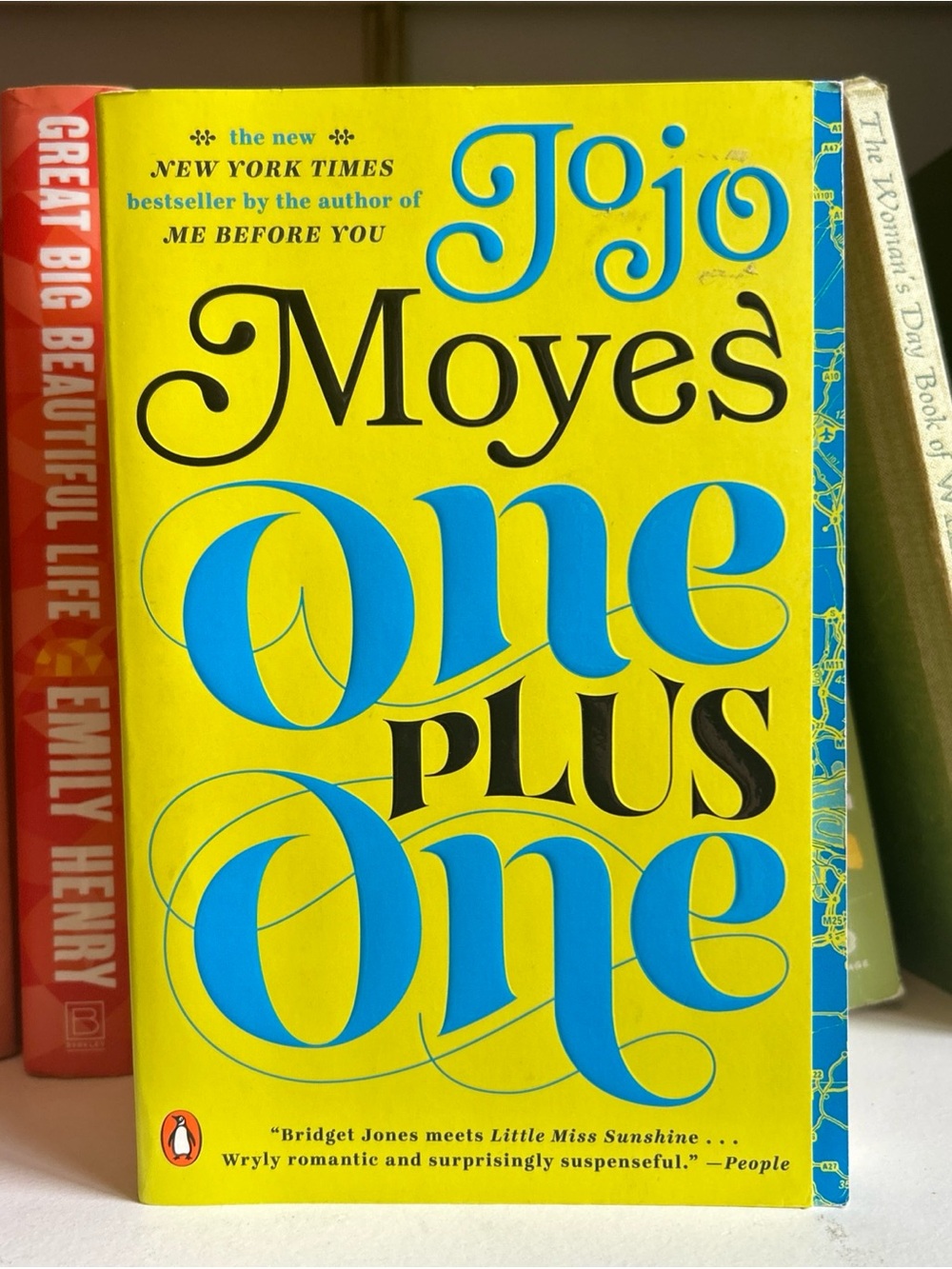 Jojo Moyes One Plus One — Bright Yellow & Blue Paperback